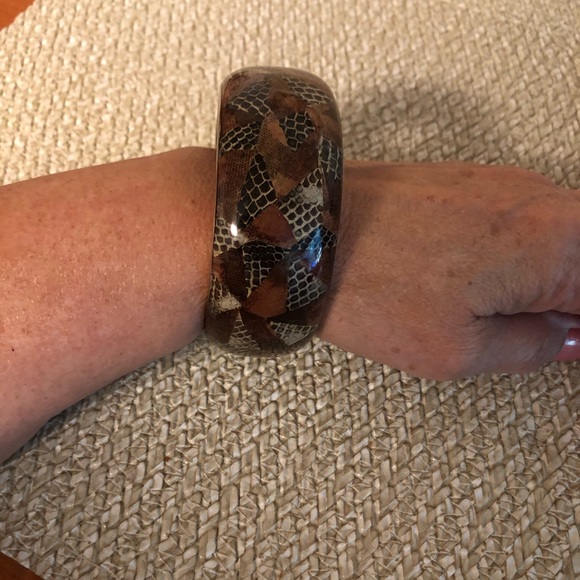 PAIR. of BANGLES - Picture 3 of 5